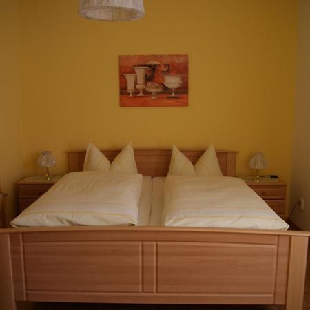 Gasthof & Pension Palmenhof Leegebruch Bilik gambar